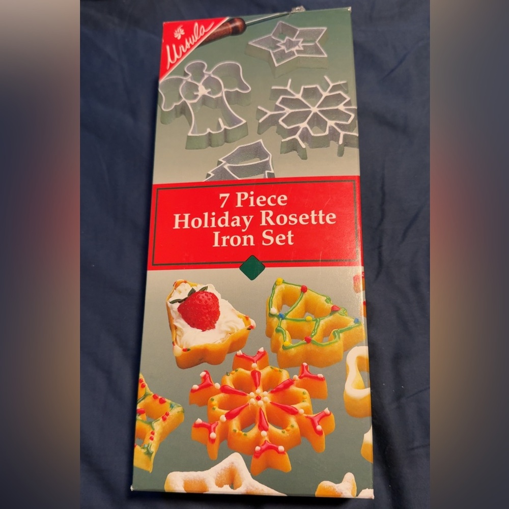 7 Piece Holiday Rosette Iron Set ( 2 boxes)
